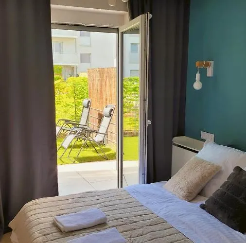 Green Terrace Family Apartment