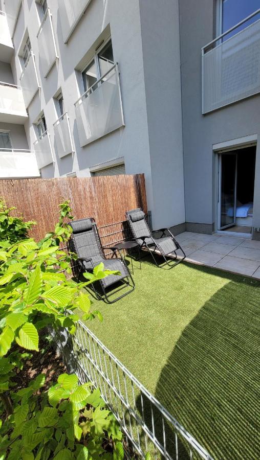 Terrace Family Breslau
